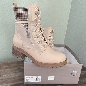 Women’s Patrizia Bone Lace-Up Combat Boots with Plaid Collar
